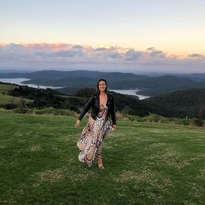 Meet your Posher, Katelyn